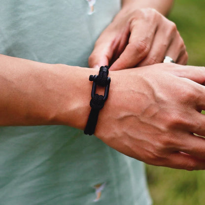 Élégance Noire - Bracelet de Survie en Corde Tressée Double Couche